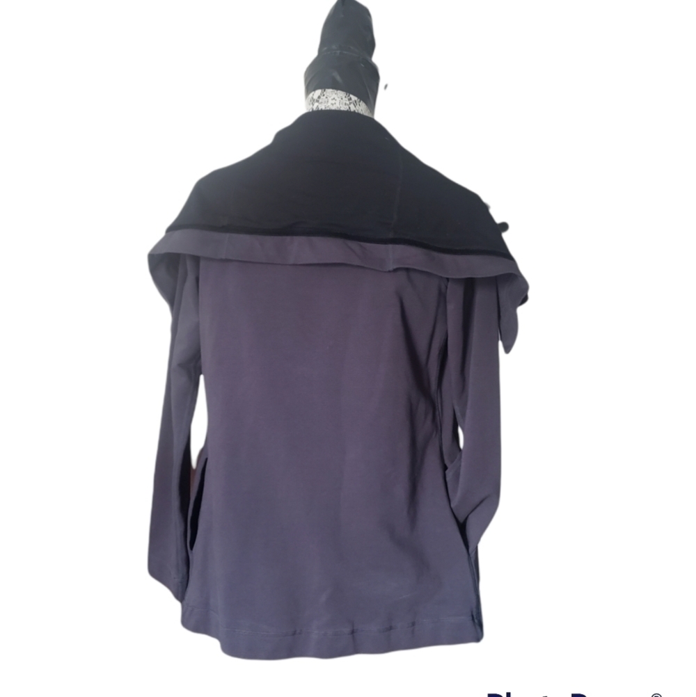 Lululemon Savasana Wrap - Picture 2 of 14